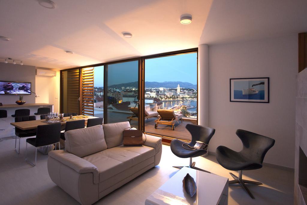 Luxury Penthouse Monriva Apartment สปลิท ภายนอก รูปภาพ